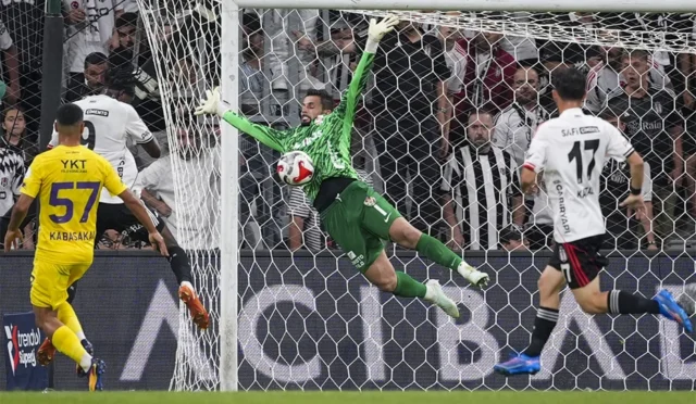 Herkes Eyüpspor’un yeni kalecisini konuşuyor: 3 gün önce geldi, Beşiktaş maçına damga vurdu